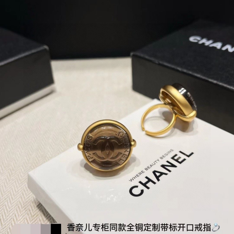 Ch*el rings
